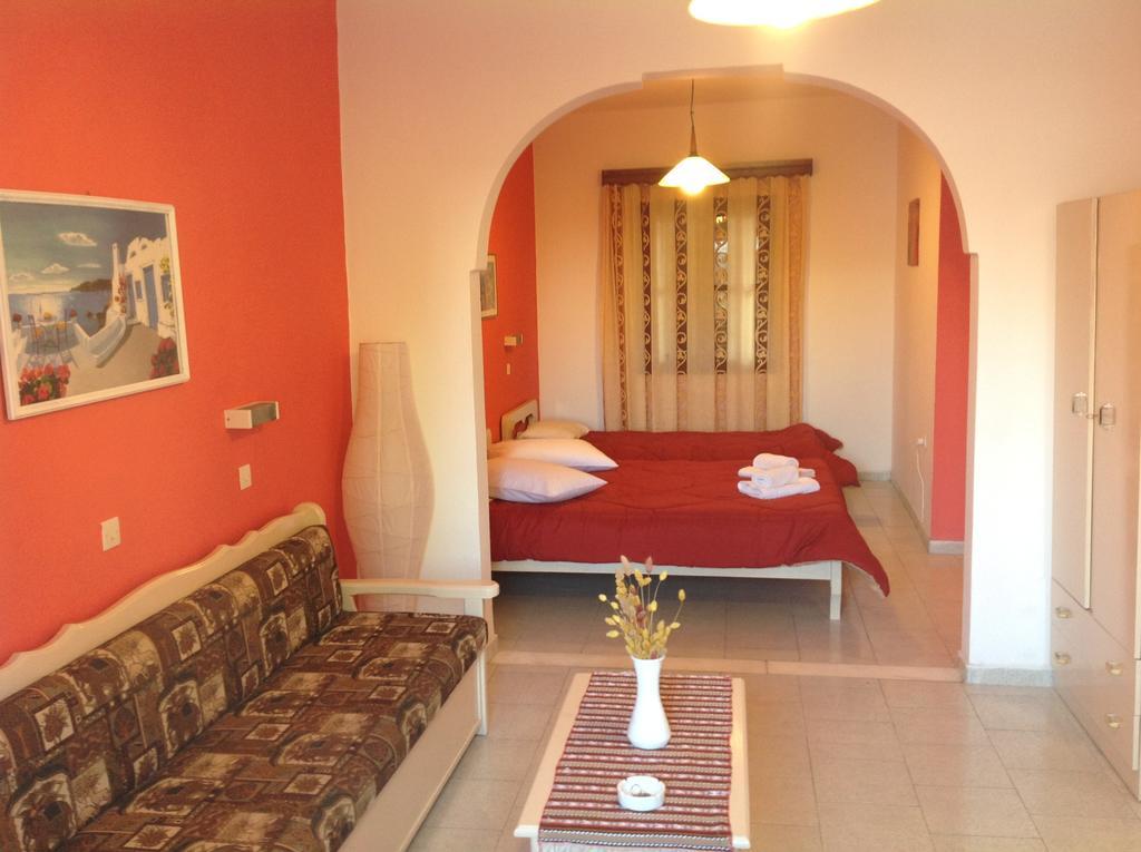 Pansion Zaharoula Hotel Fira  Exterior foto
