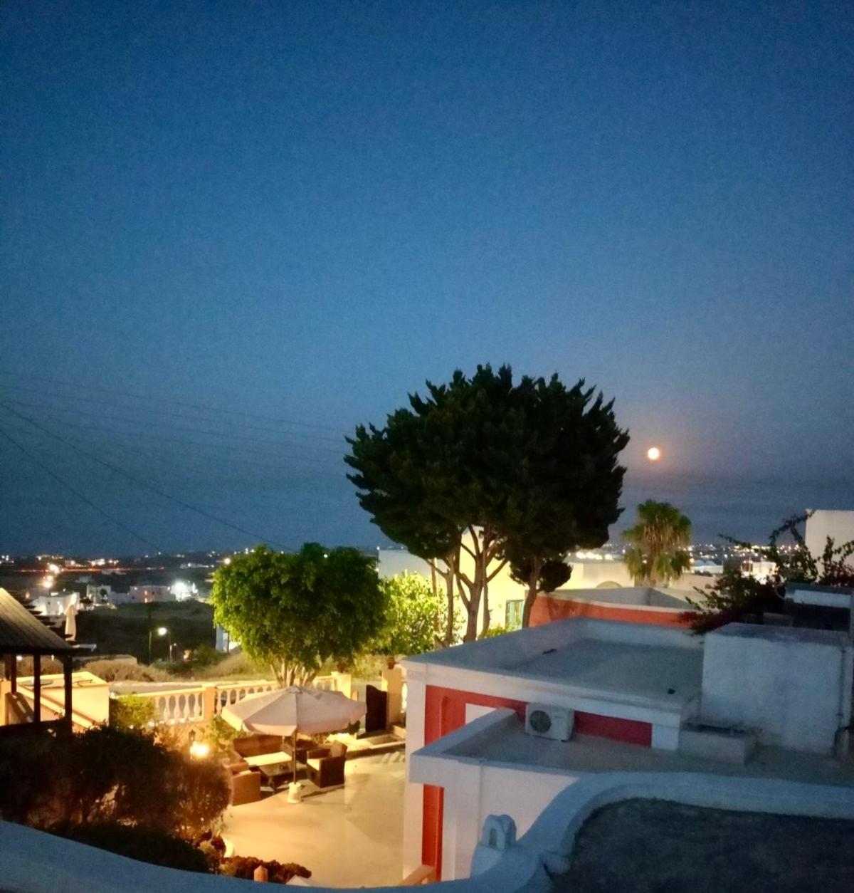 Pansion Zaharoula Hotel Fira  Exterior foto