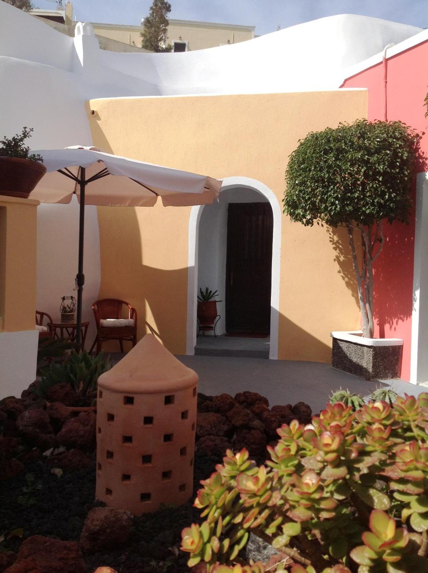 Pansion Zaharoula Hotel Fira  Exterior foto