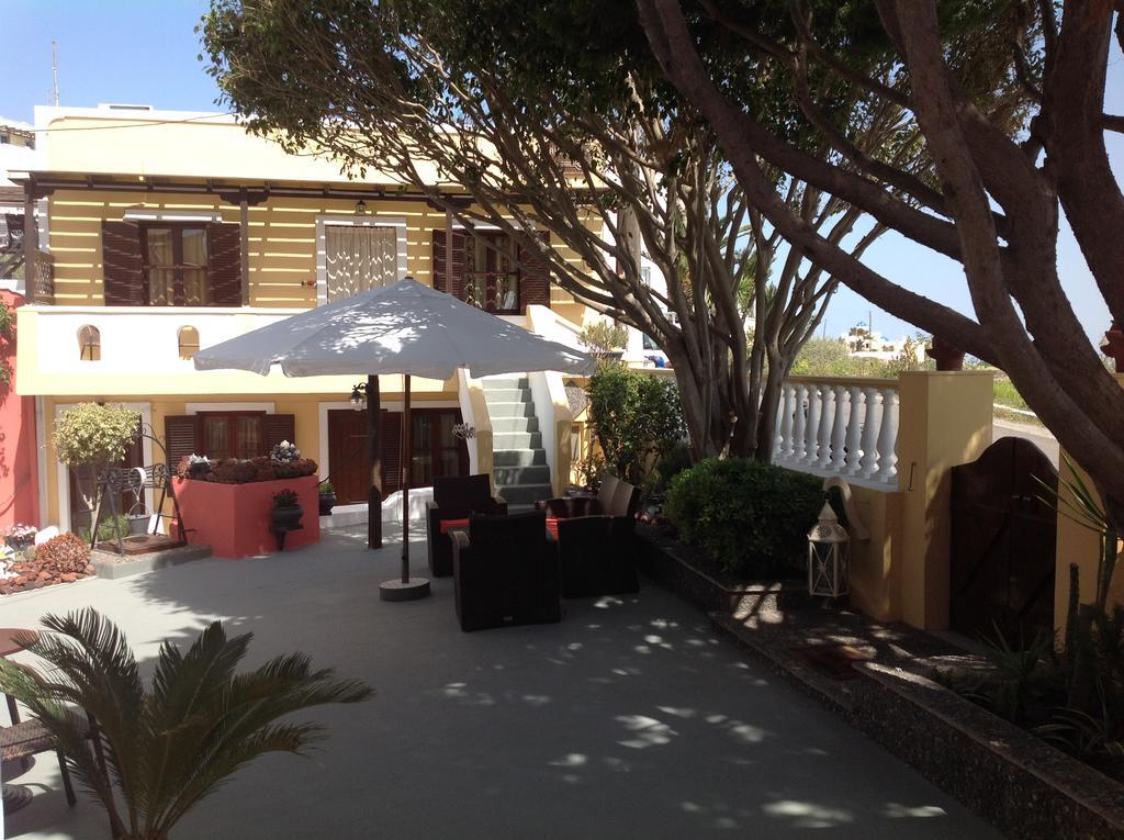 Pansion Zaharoula Hotel Fira  Exterior foto