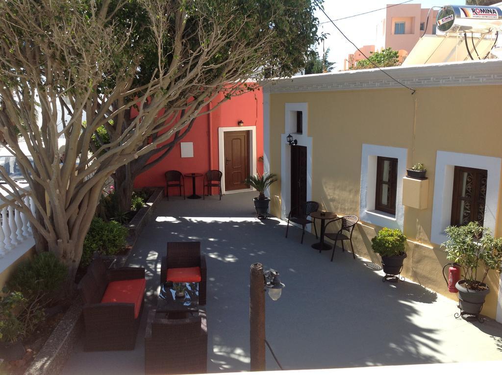Pansion Zaharoula Hotel Fira  Exterior foto